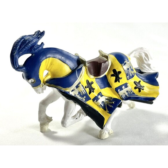 2002 Papo Medieval Knight Blue and Gold Jousting Horse Vintage Toy - Picture 4 of 10